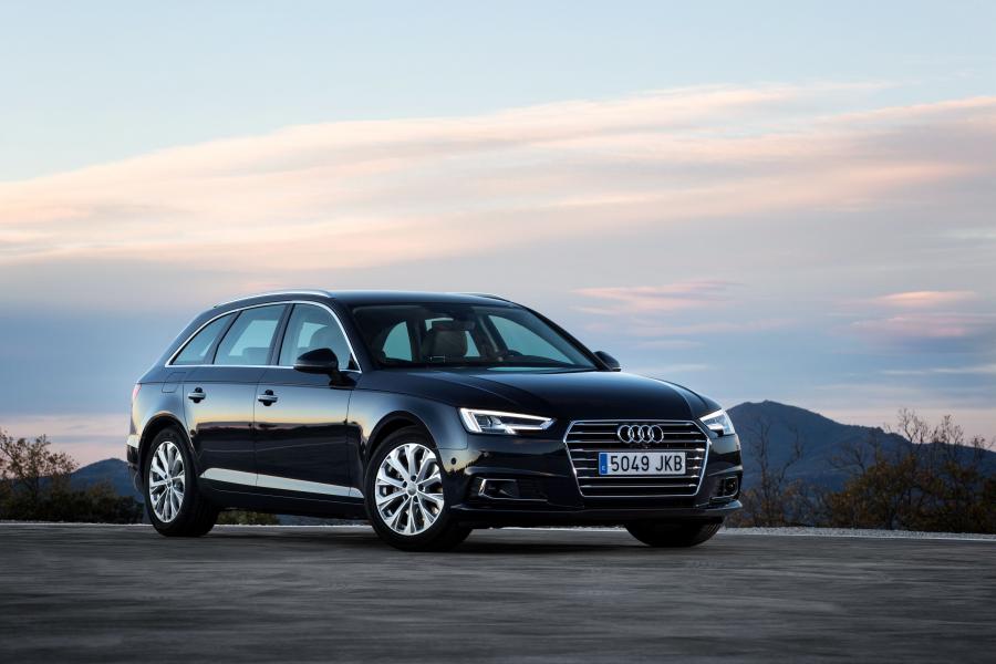  Audi A4 Avant 2.0 TDI (B9) 2015 года  (WW) (фото 1 из 9)